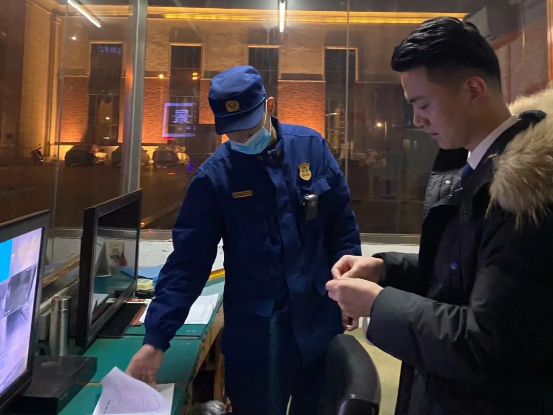 冬季防火|昨晚，阜阳消防突击检查80余家社会单位(图4)